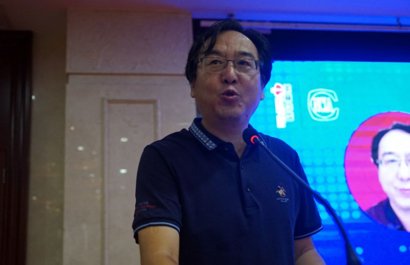石家莊金魚涂料集團(tuán)董事長助理焦輝軍致辭